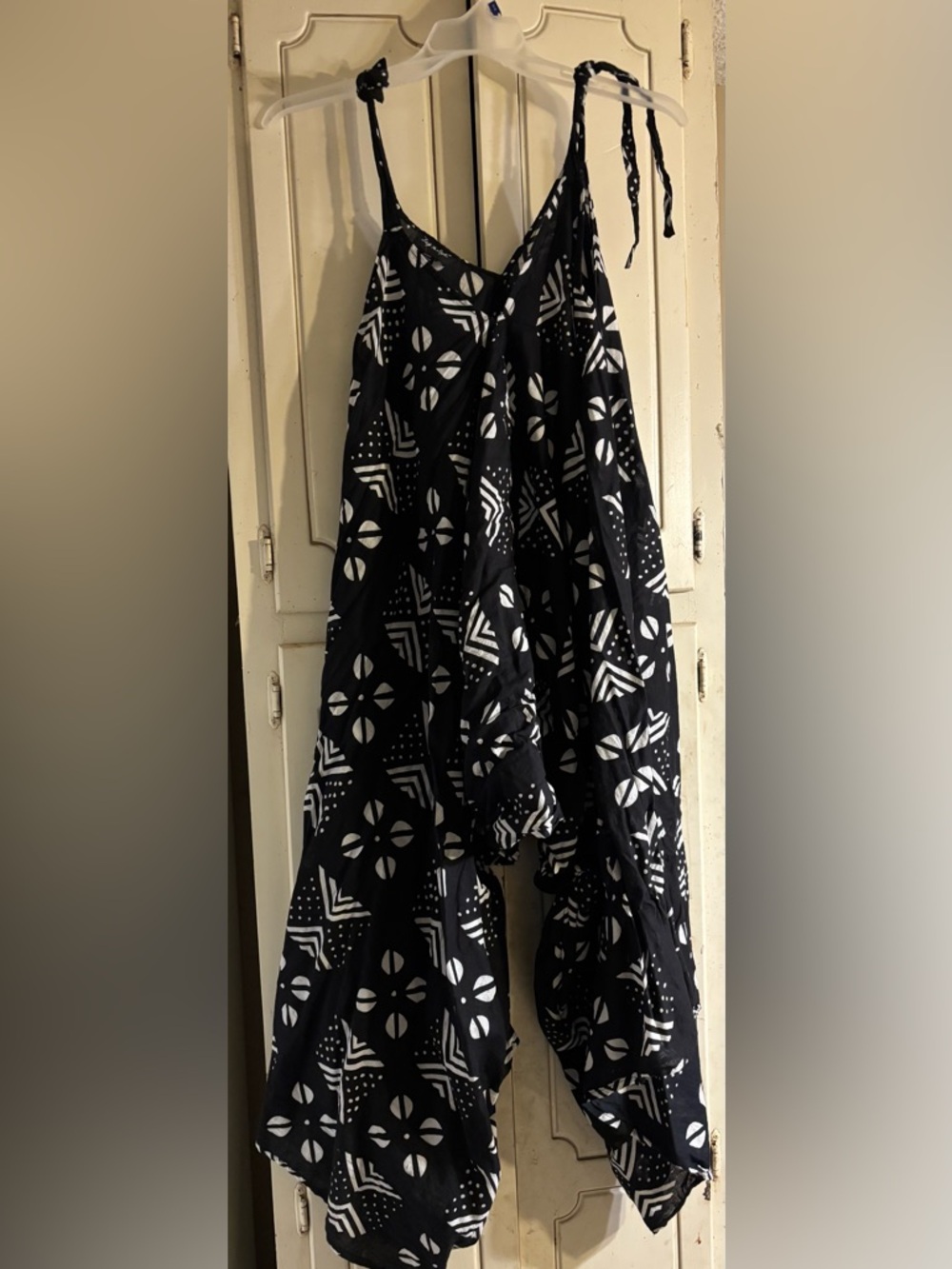 Black & White Patterned Women's Jumpsuit